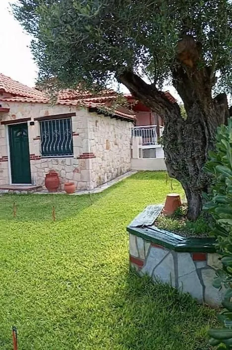 Olive Tree Villa Nea Poteidaia Greece