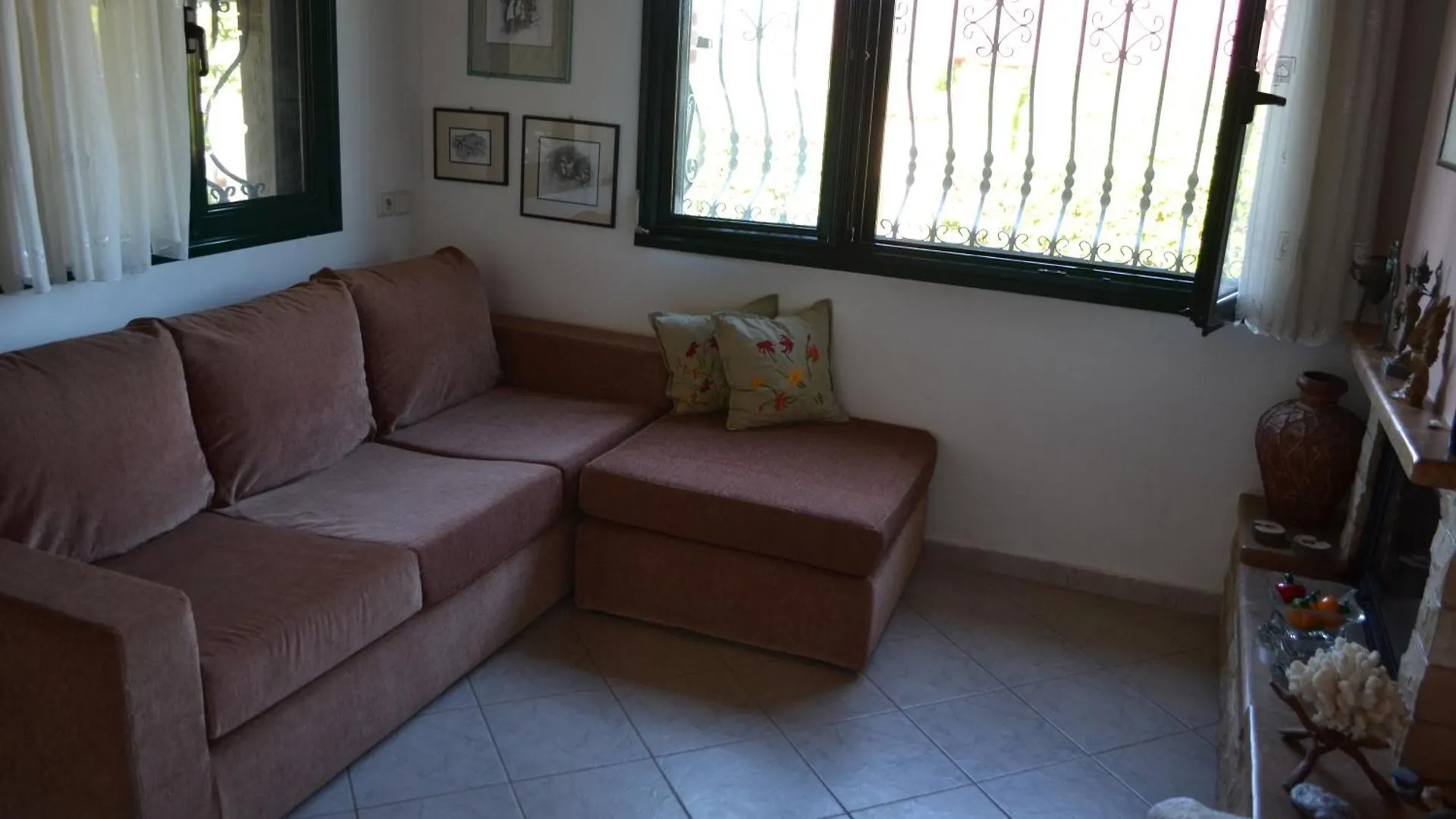 Olive Tree Villa Nea Poteidaia Holiday home